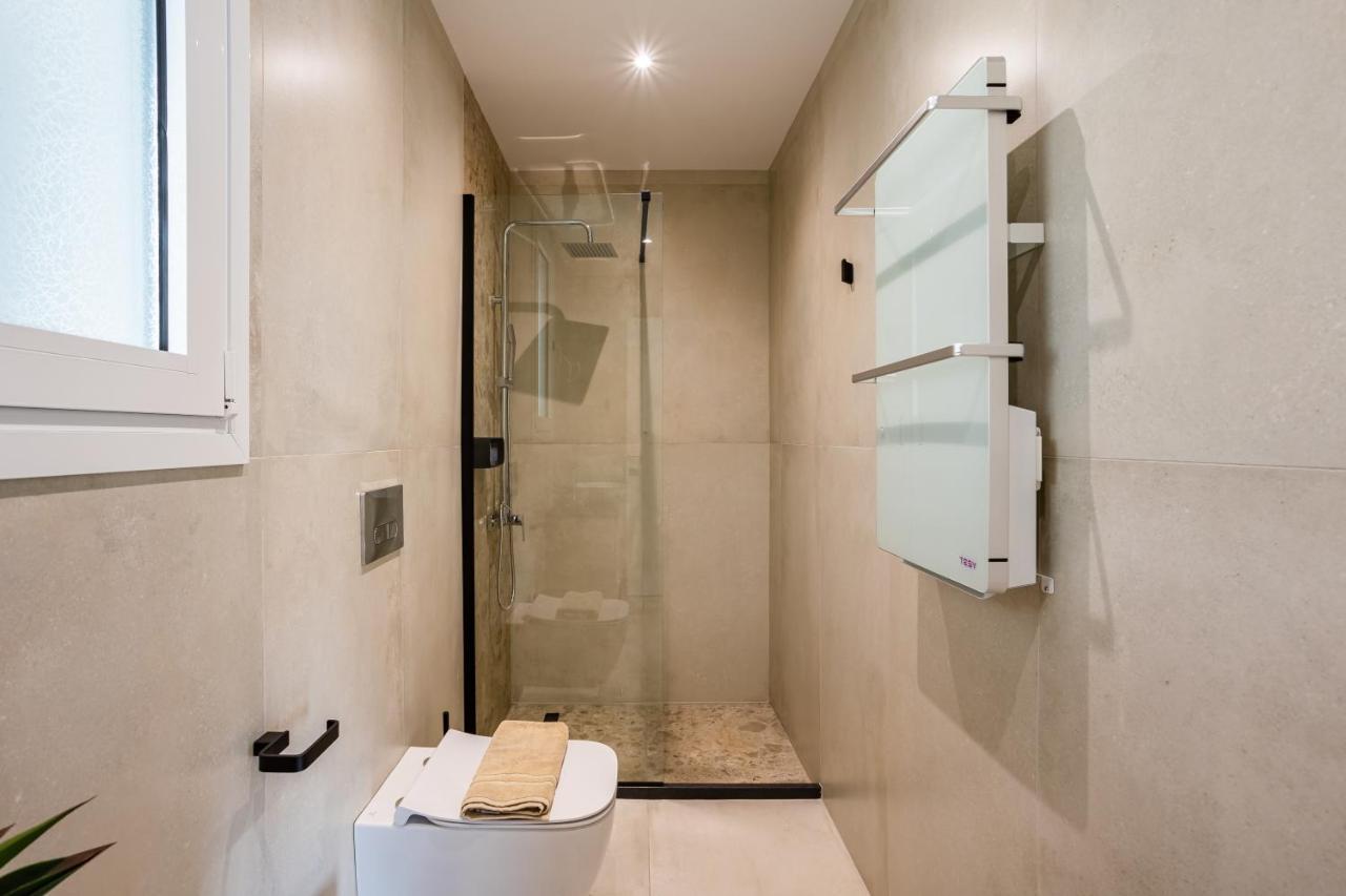 Black & White Marina Studio, Kalamata Getaway Exterior foto