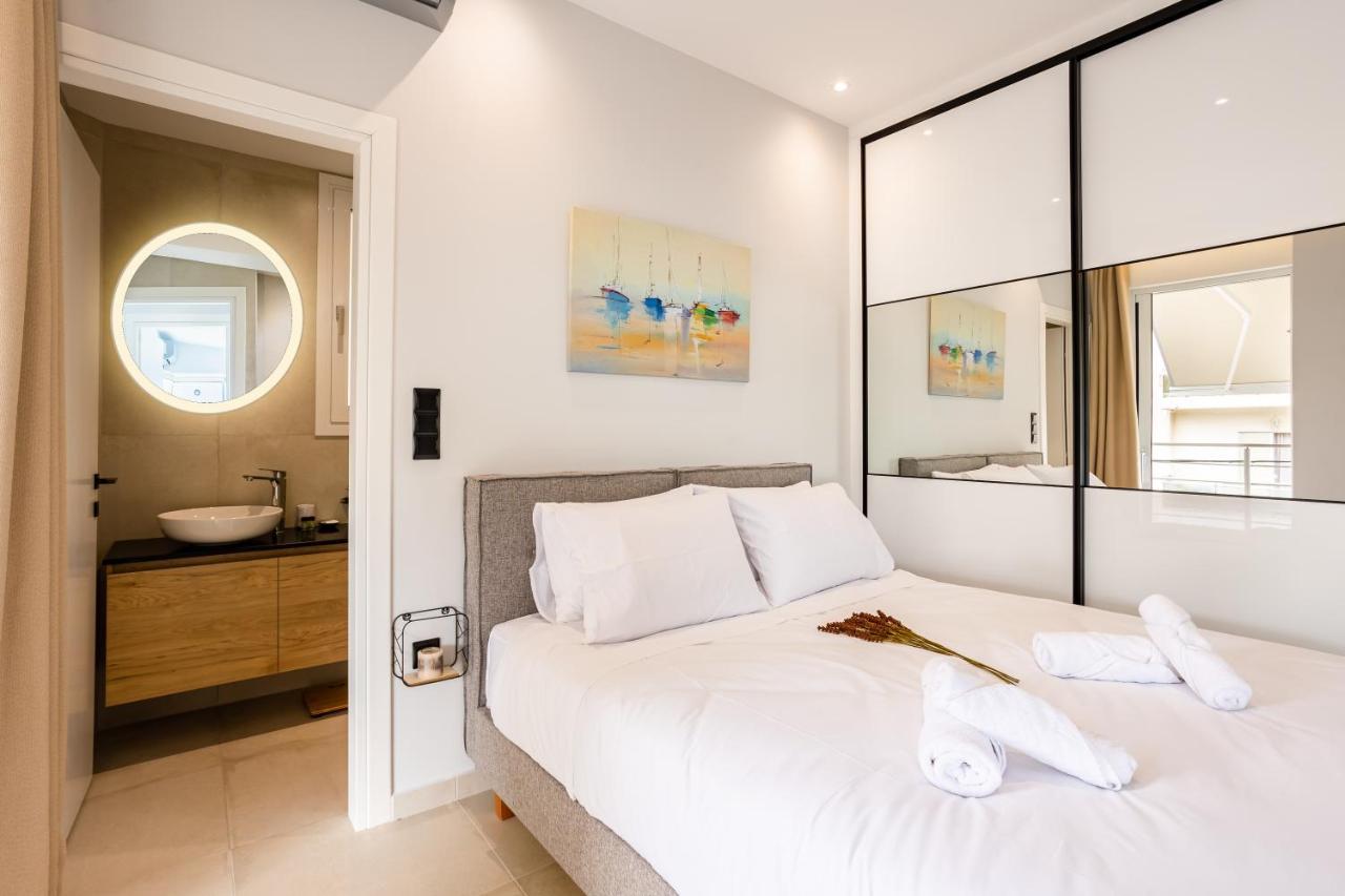 Black & White Marina Studio, Kalamata Getaway Exterior foto