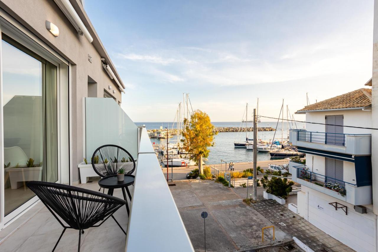 Black & White Marina Studio, Kalamata Getaway Exterior foto